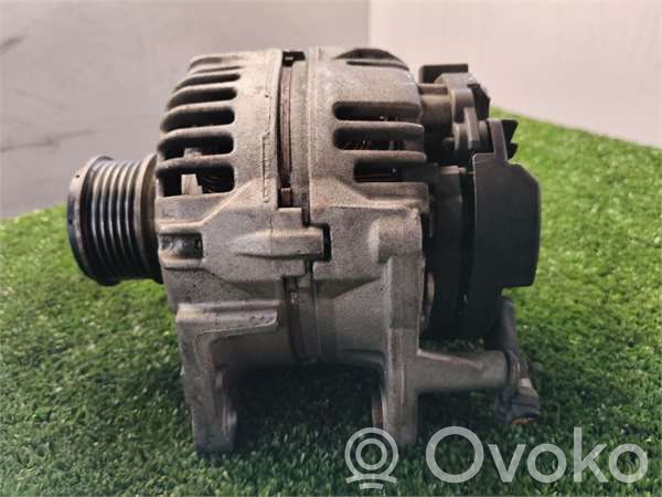 Skoda Fabia Mk2 (5J) Alternator 
