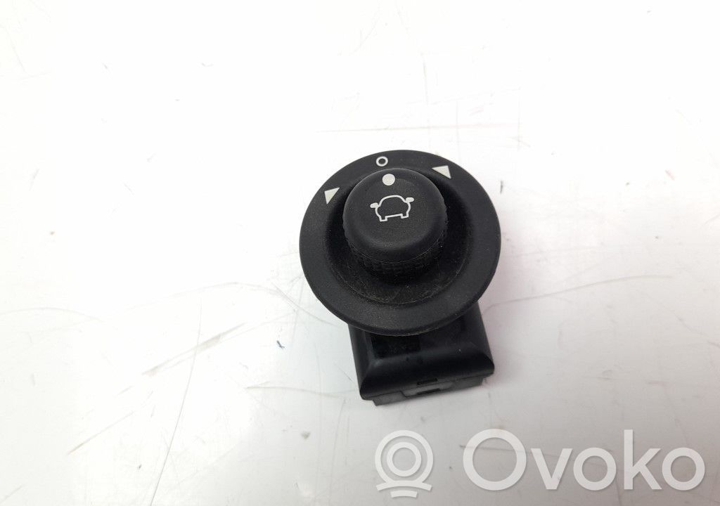 Interruptor del espejo lateral   CN1517B676AA