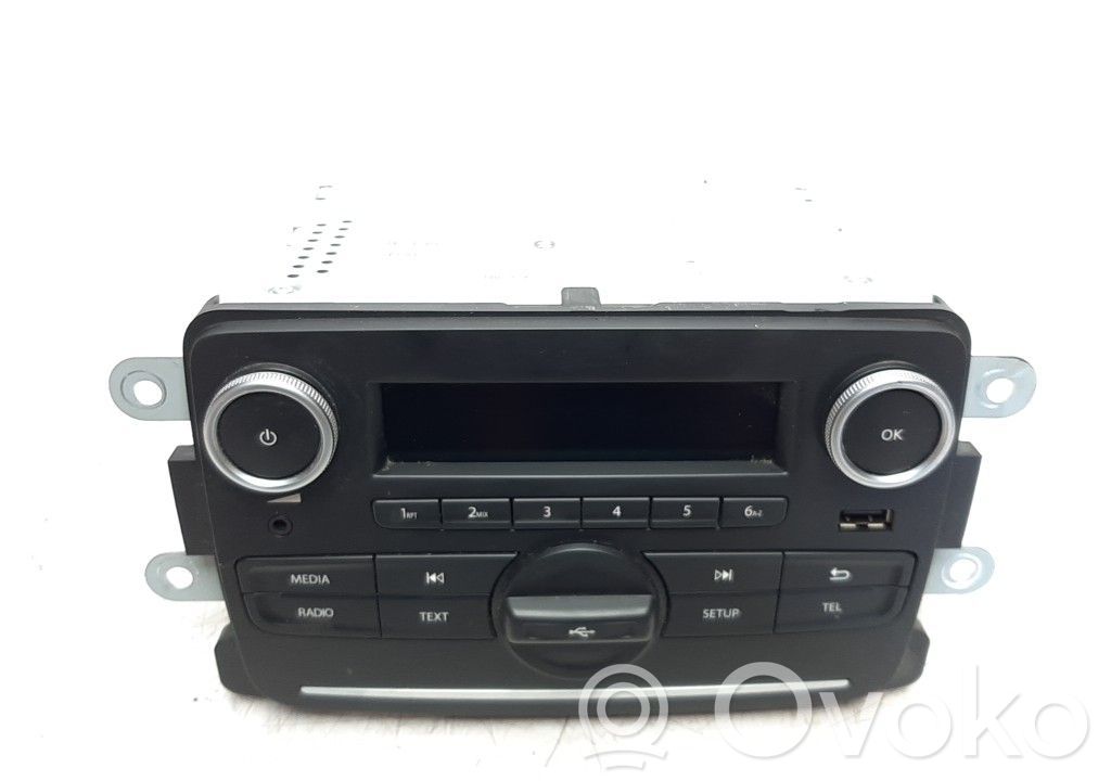 Dacia Dokker Moduł / Sterownik dziku audio HiFi 