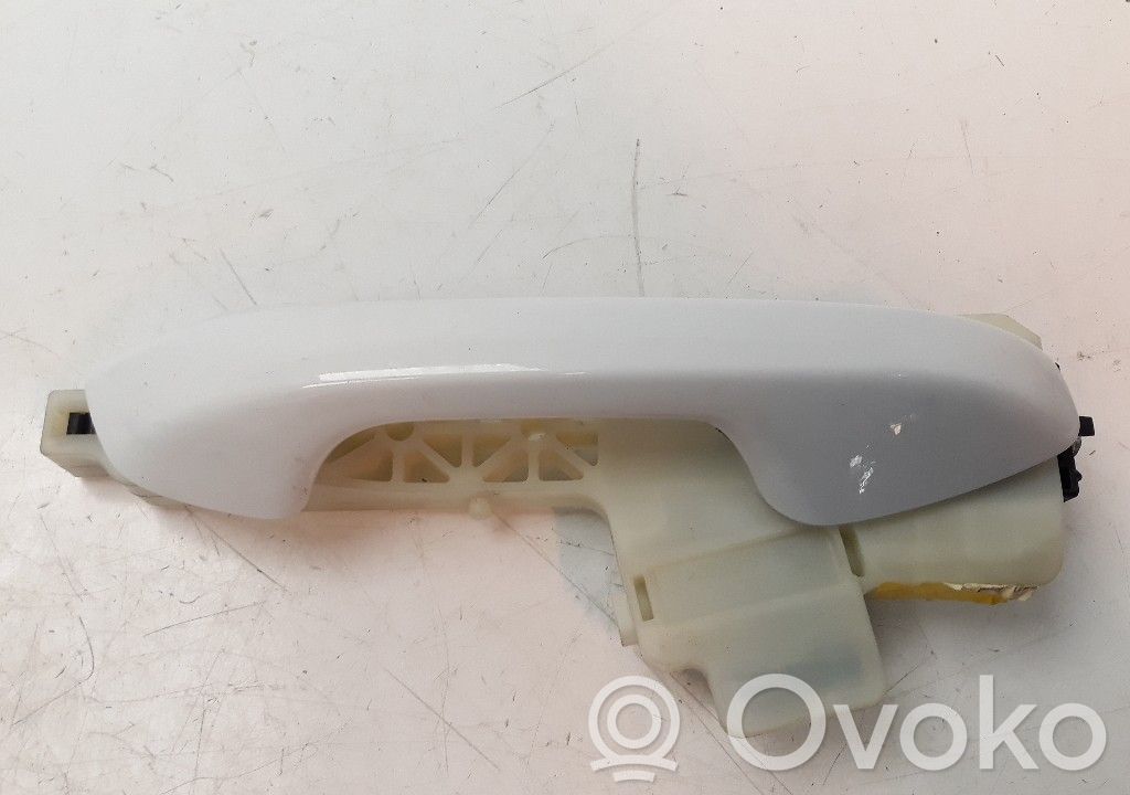 Manecilla externa puerta trasera   83661J7500