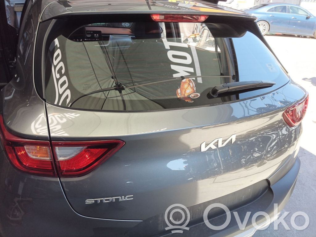 KIA Stonic Manecilla externa puerta trasera 
