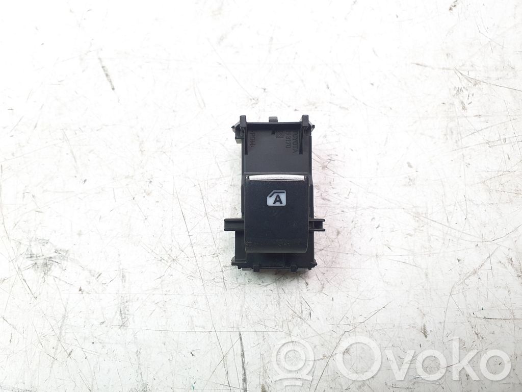 Toyota C-HR I Electric window control switch 