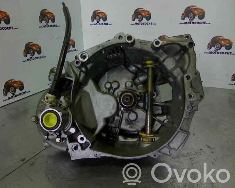 Peugeot 205 Mechaninė 5 pavarų dėžė 