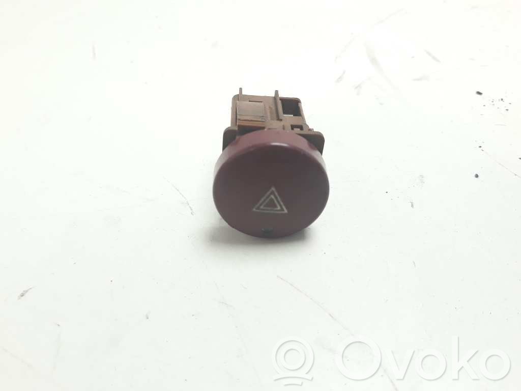 Botón interruptor de luz de peligro   96381441KR