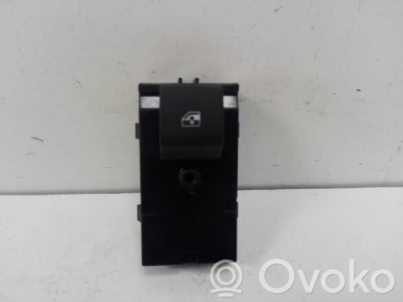 Electric window control switch   13408452