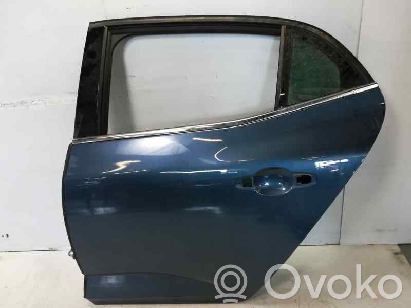 Takaovi   821015121R