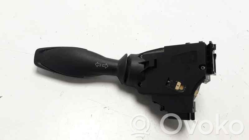 Ford Fiesta Commodo de clignotant 