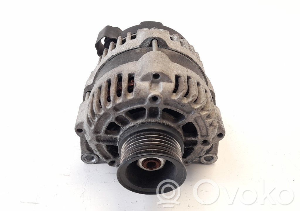 Opel Astra H Generator/alternator 