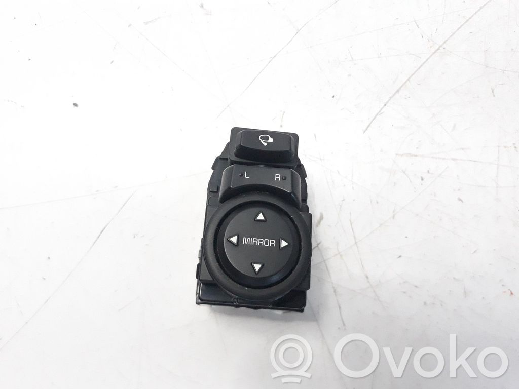 KIA Stonic Interruptor del espejo lateral 