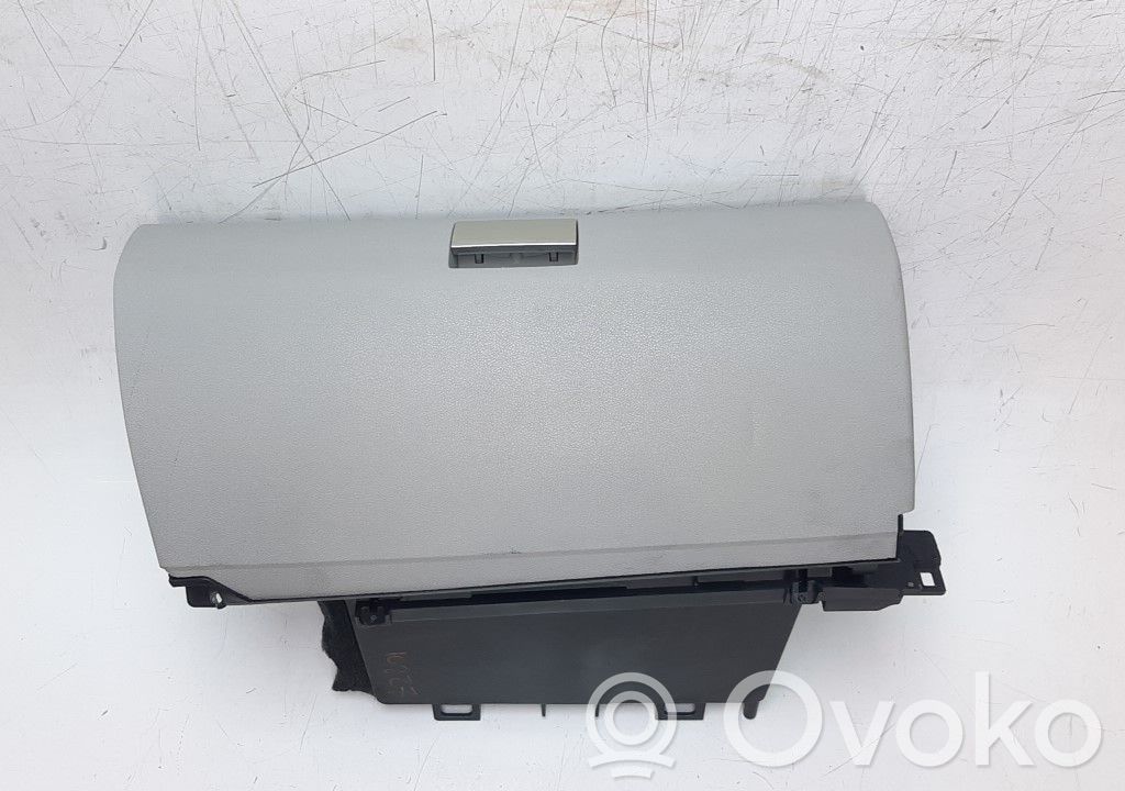 Mercedes-Benz B W245 Guantera 
