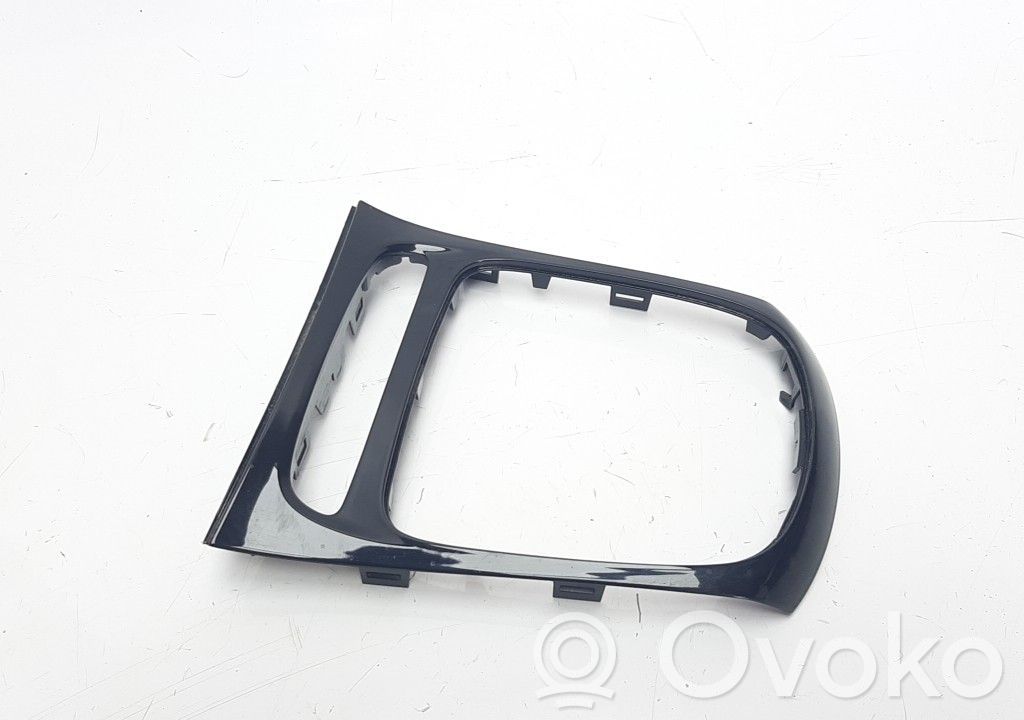 Opel Astra K Bottom trim 