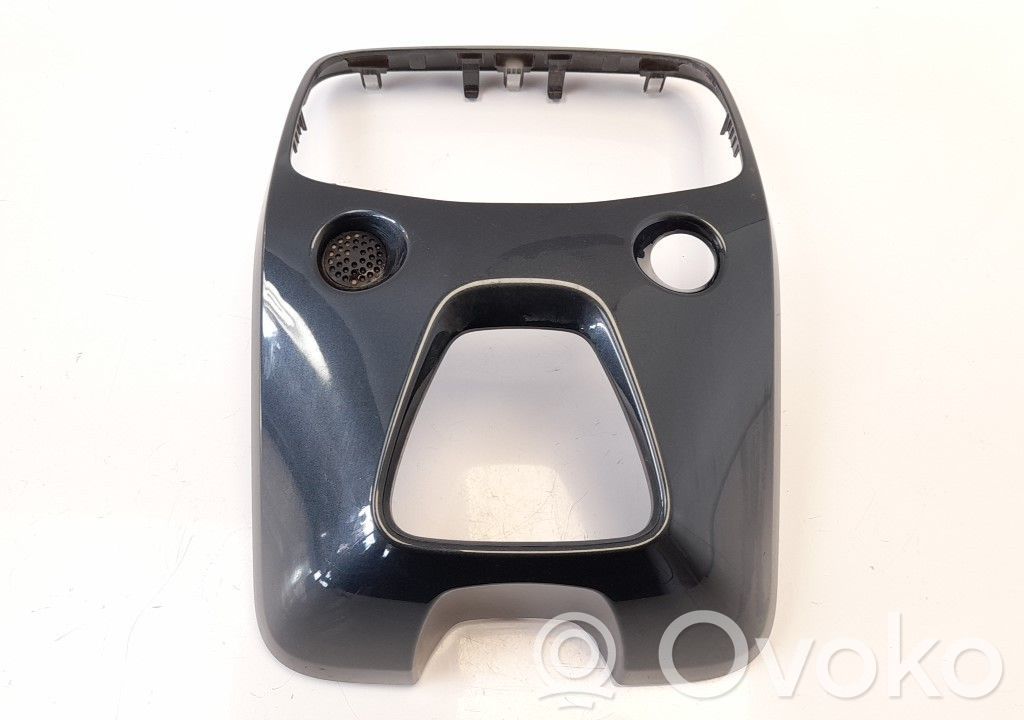 Toyota Aygo AB40 Garniture inférieure 