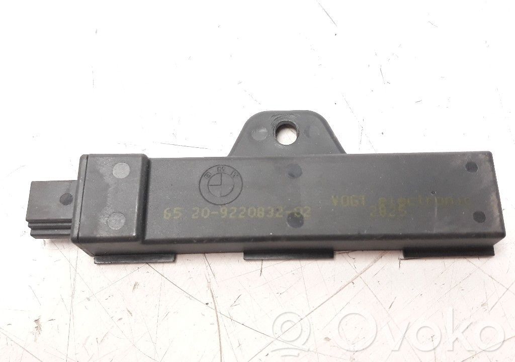 Muut ohjainlaitteet/moduulit   65209220832