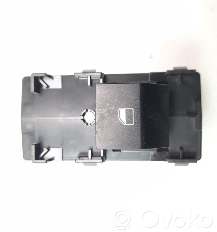 KIA Niro Electric window control switch 
