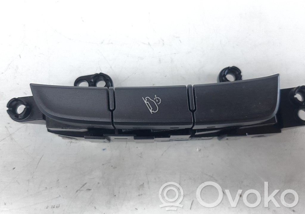 Hyundai Kona I Interruptor de control multifunción 