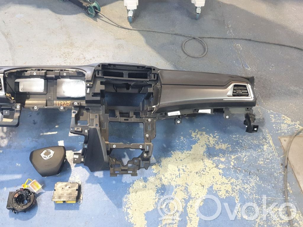 SsangYong Tivoli Poduszki powietrzne Airbag / Komplet 