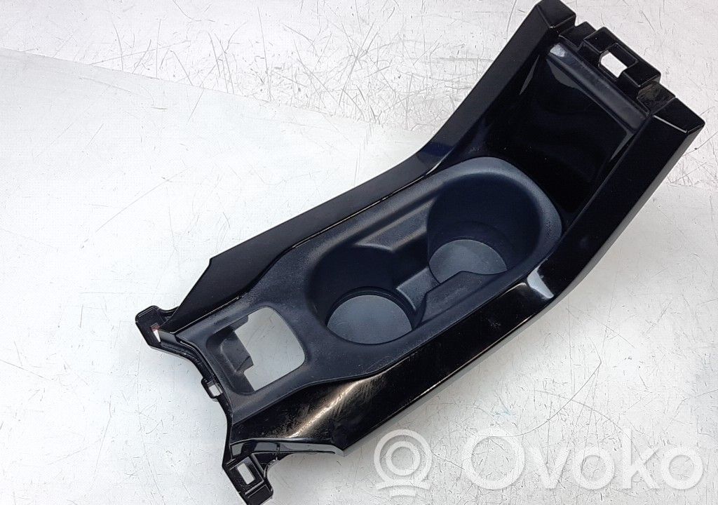 Toyota Corolla E160 E170 Moldura inferior 