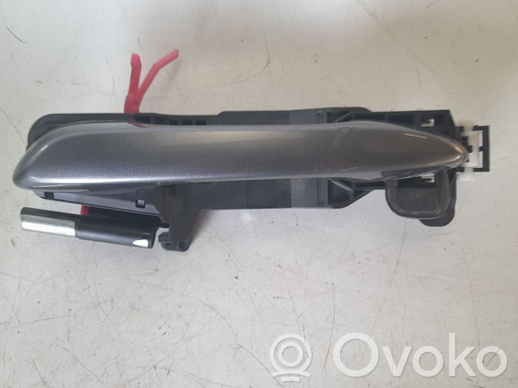 Lexus UX Manecilla externa puerta trasera 