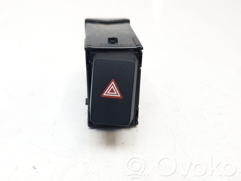 Lexus UX Botón interruptor de luz de peligro 