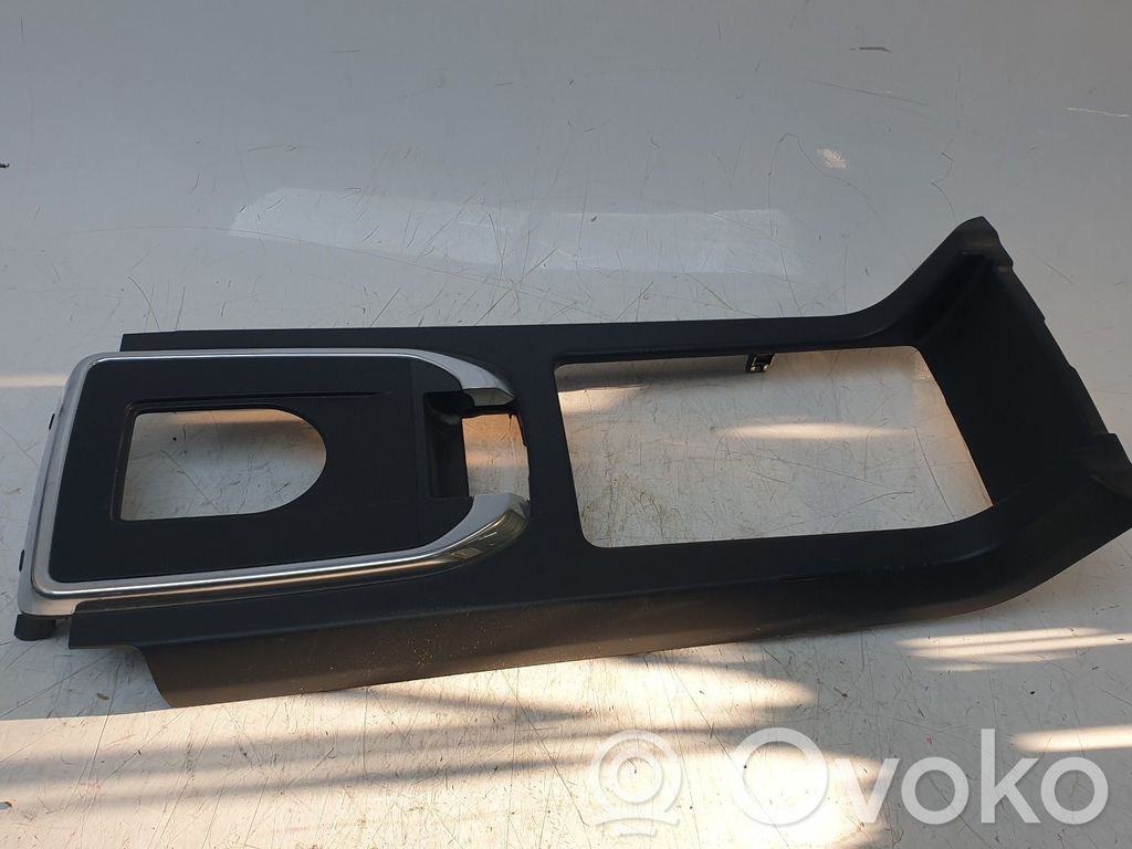 Land Rover Discovery Sport Osłona tylnej klapy 