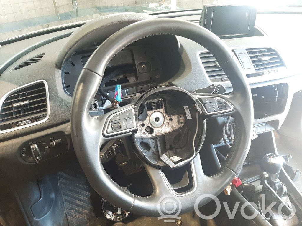 Audi Q3 F3 Volante 