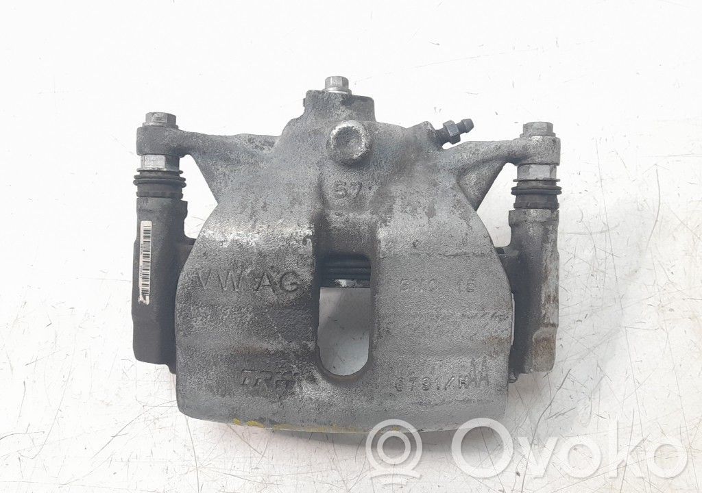 Seat Leon (5F) Etujarrusatula 