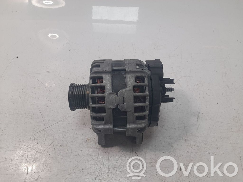 Nissan Qashqai Generator/alternator 