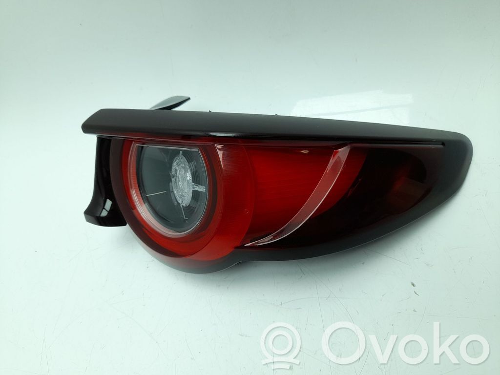 Mazda 3 Luz trasera/de freno 