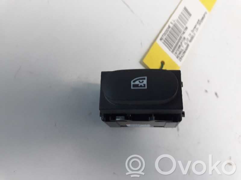 Renault Clio IV Interruptor de control multifunción 
