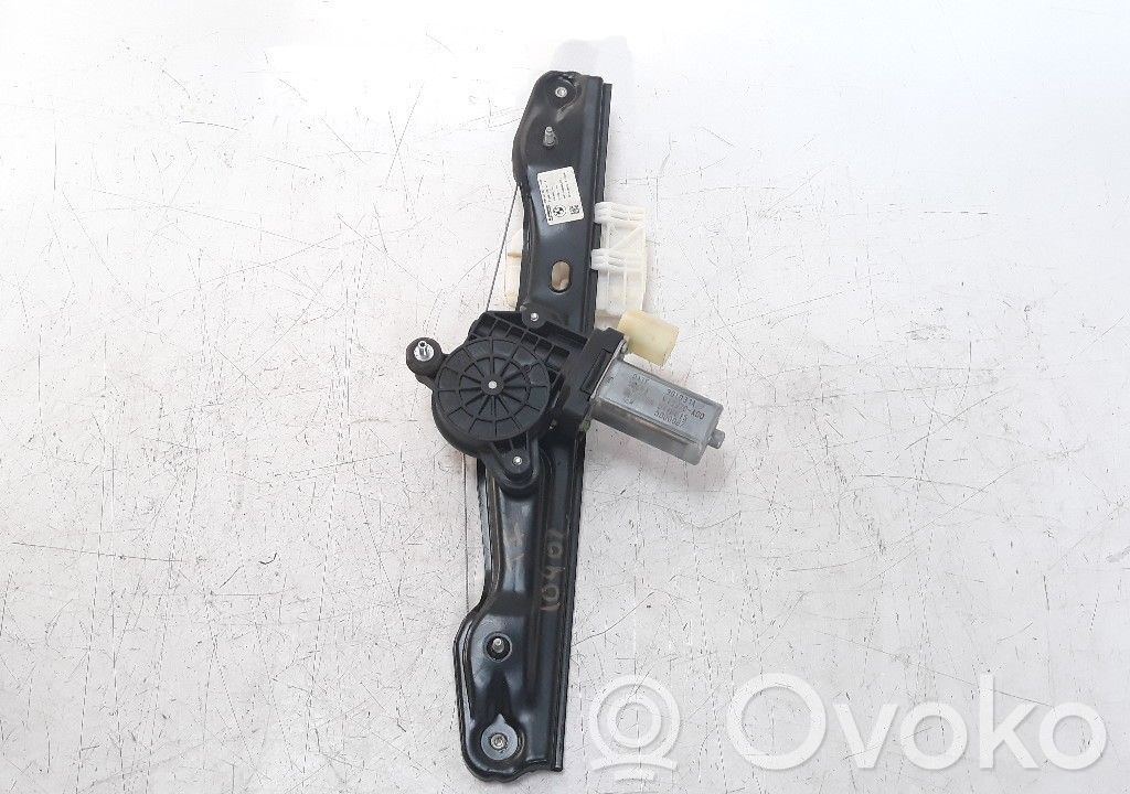 Mecanismo para subir la puerta trasera sin motor   7242555