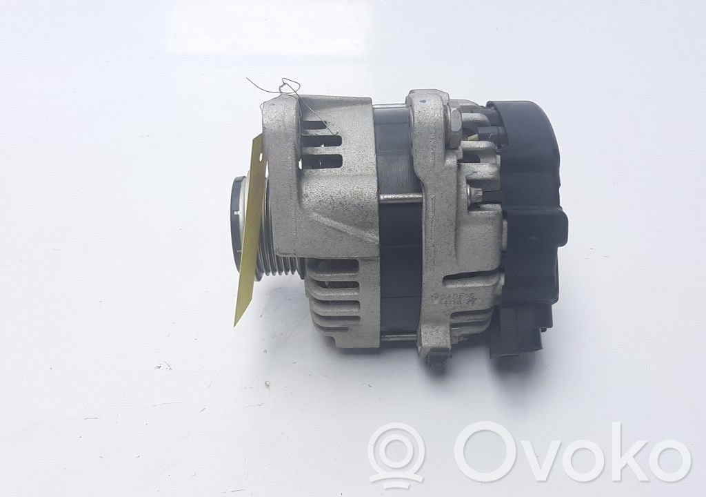 KIA Stonic Generatore/alternatore 