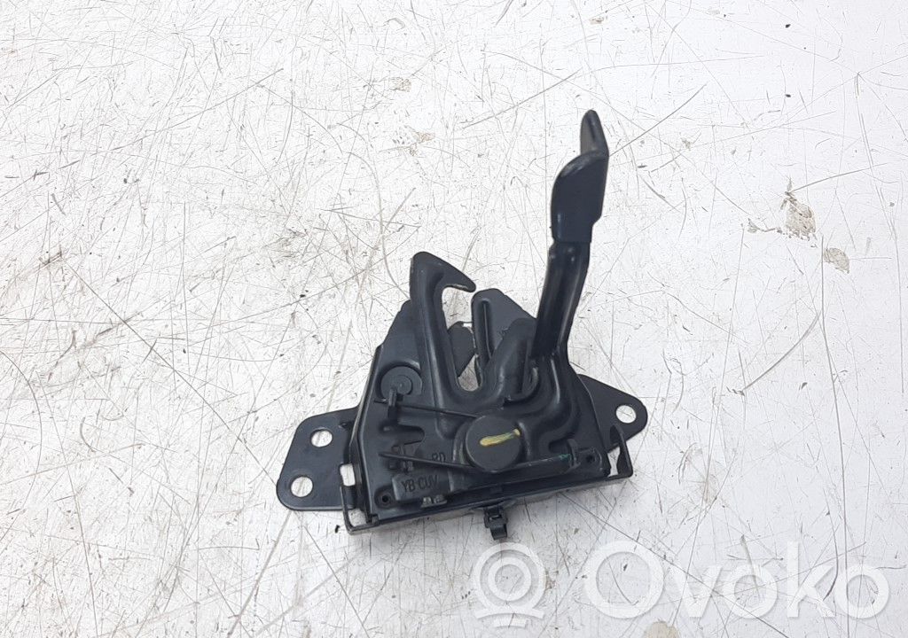 KIA Stonic Tie down hook / loop 