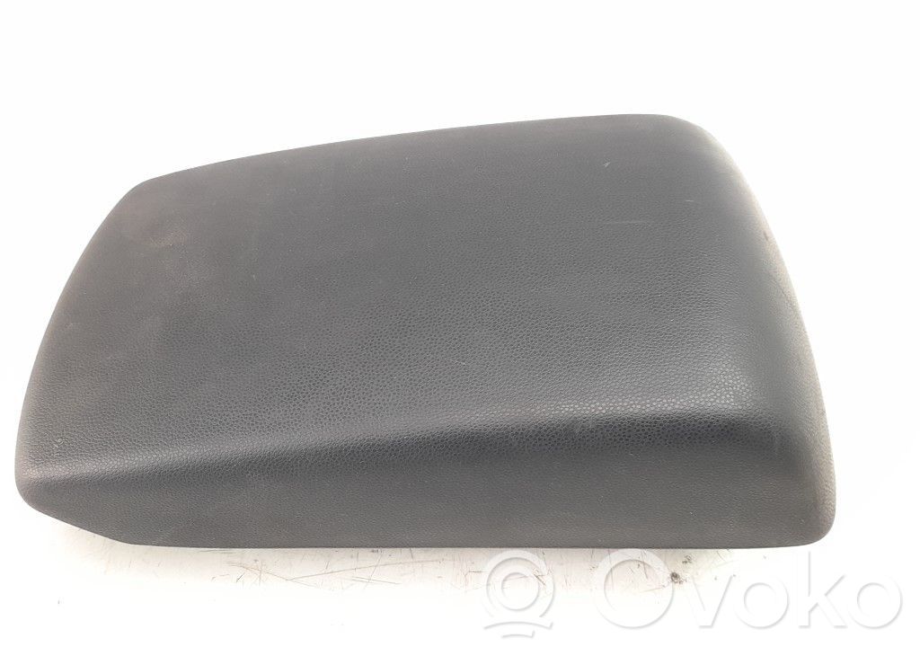 Mazda 3 I Armrest 