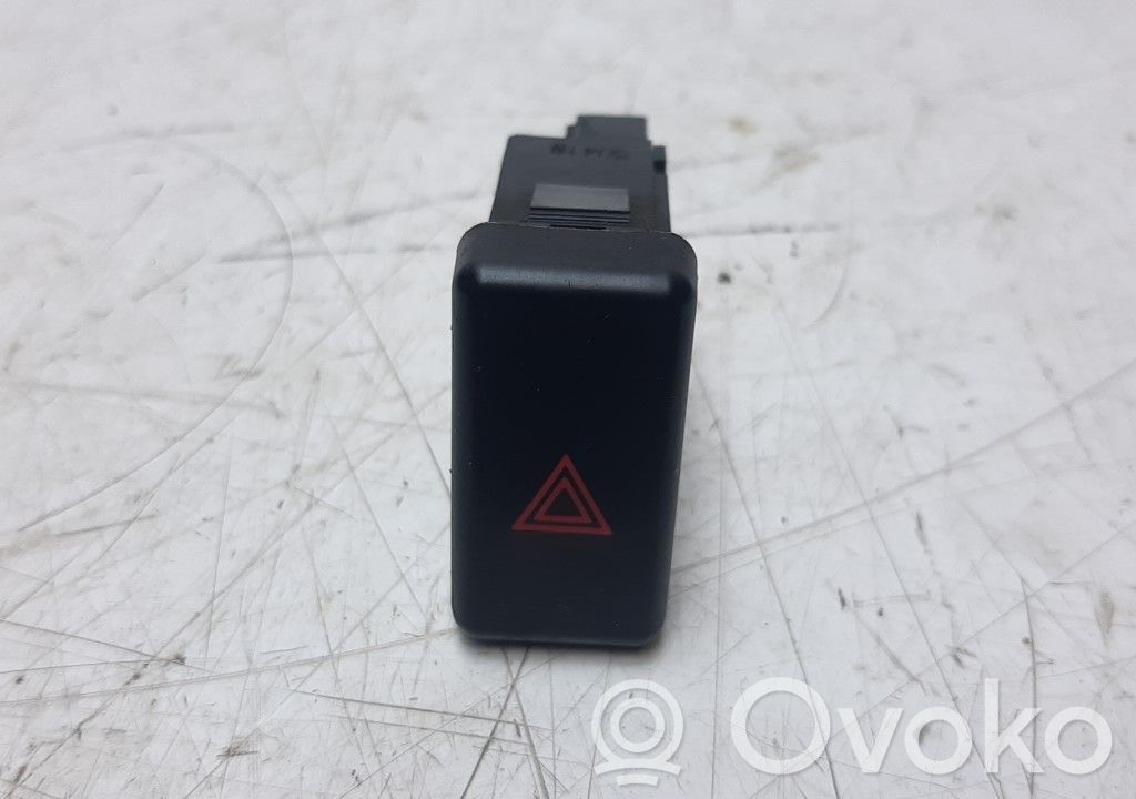 Mazda 3 I Hazard light switch 