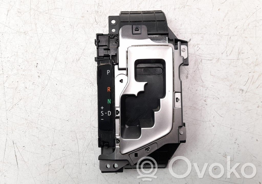Toyota RAV 4 (XA40) Autres unités de commande / modules 