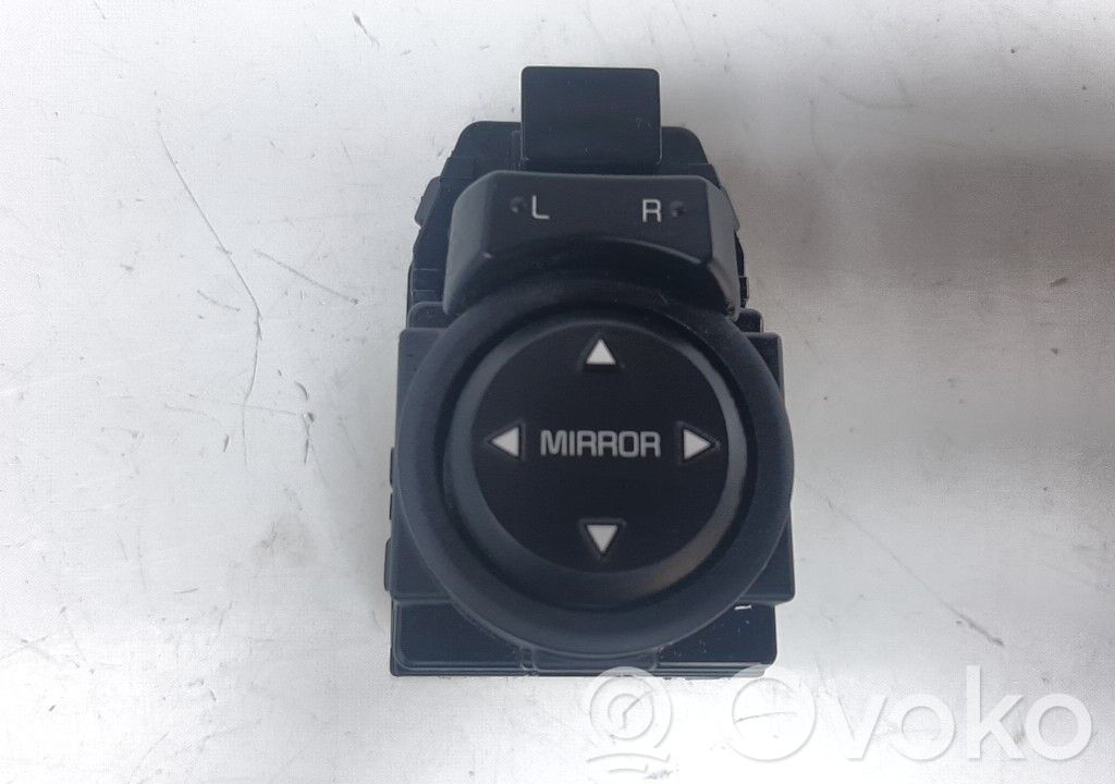 Interruptor del espejo lateral   4D64801160