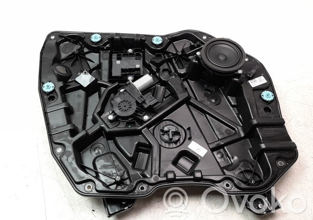 BMW 2 F46 Macara geam față manuală 