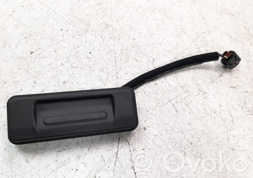 KIA Stonic Manecilla externa puerta trasera 