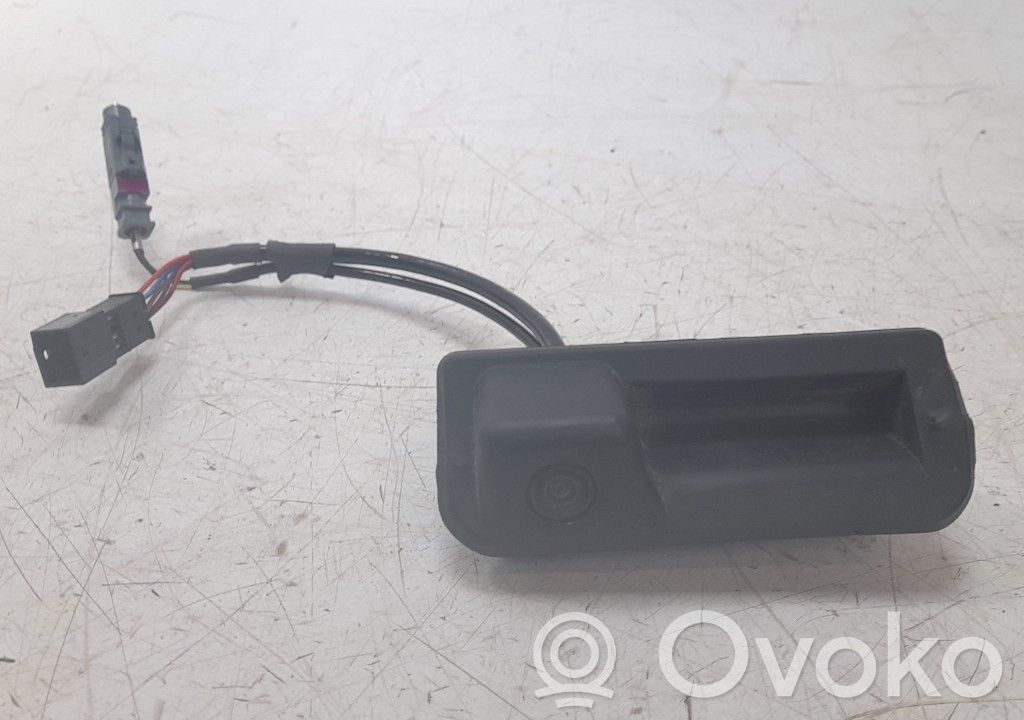 Audi Q3 F3 Takaoven ulkokahva 