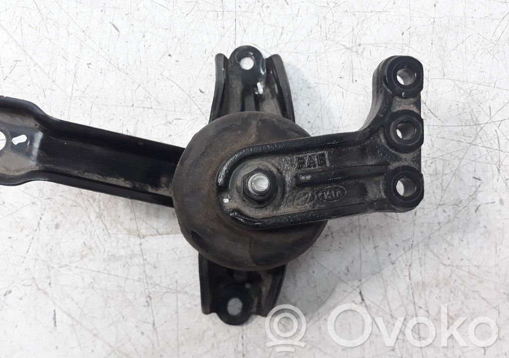 KIA Rio Engine mount bracket 