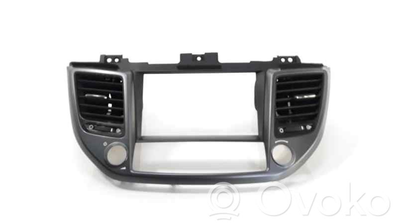 Hyundai Tucson TL Wlot / Kanał powietrza intercoolera 