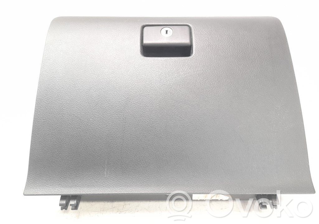 Guantera   555500F010B0