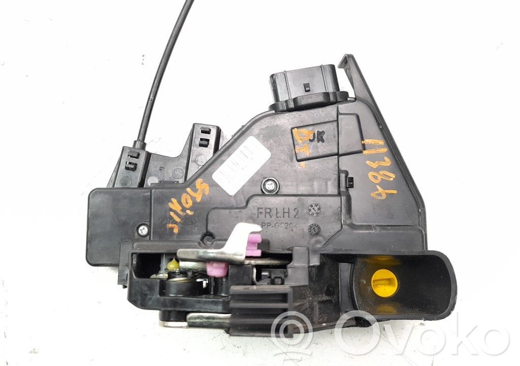 KIA Stonic Front door lock 