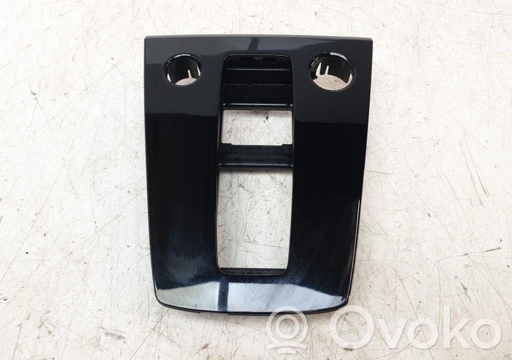 Audi A3 8Y Moldura inferior 
