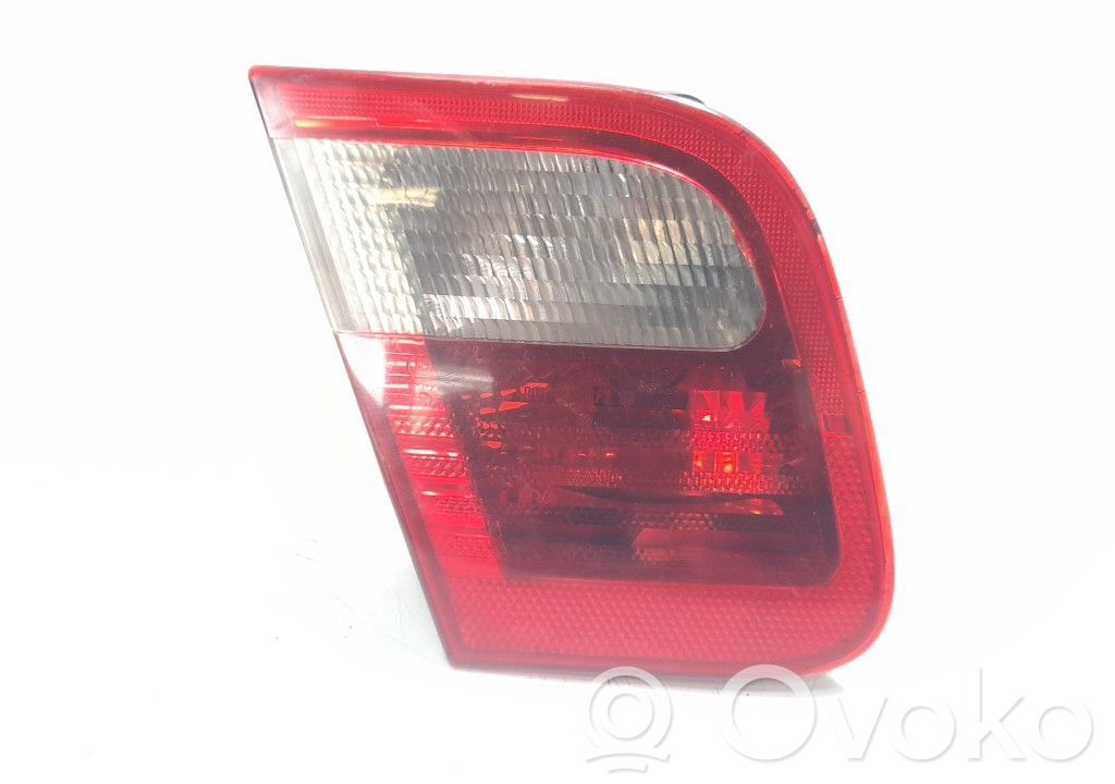 BMW 3 E46 Takaluukun takavalot 