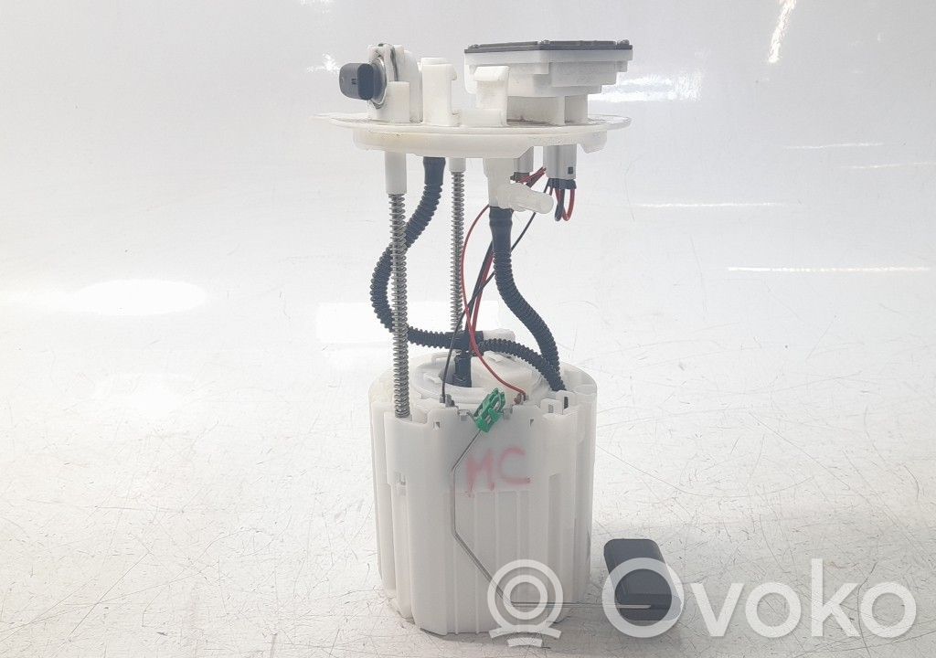 Bomba interna de combustible   31110CZ000