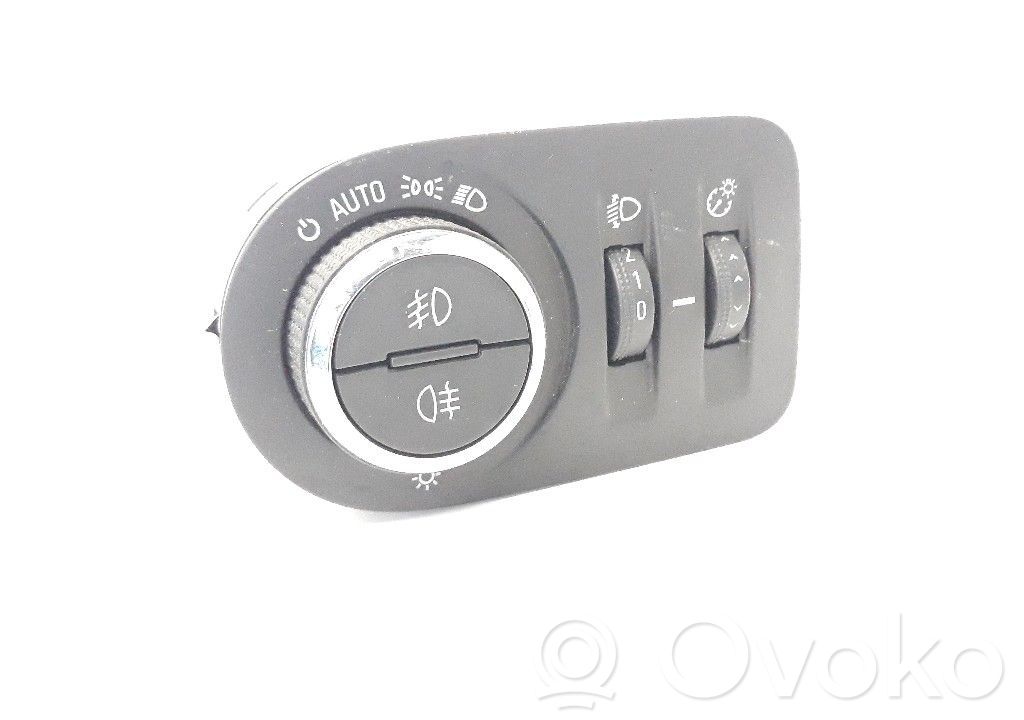 Opel Corsa E Panelės apšvietimo reguliavimo jungtukas 