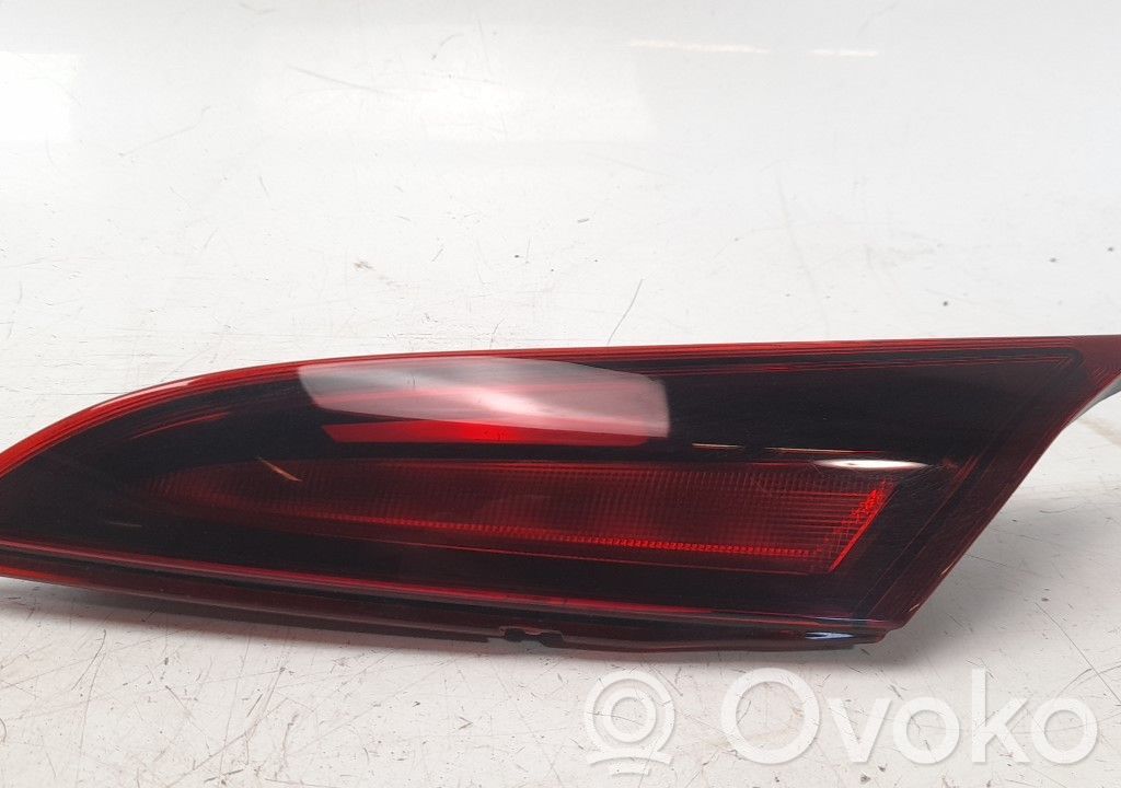 Opel Insignia A Takaluukun takavalot 