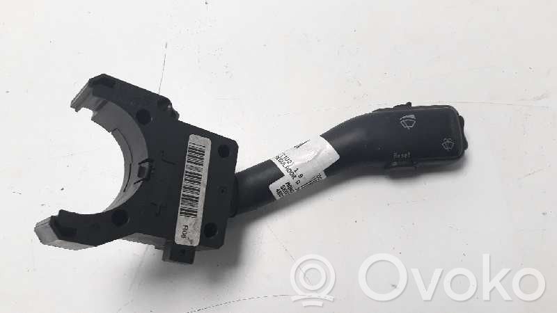Skoda Octavia Mk1 (1U) Palanca de control del limpiaparabrisas 
