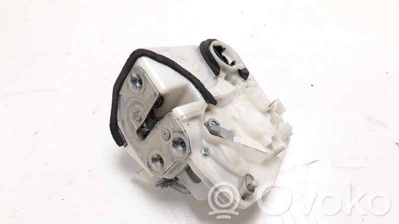 Cerradura de puerta trasera   BBM473310A